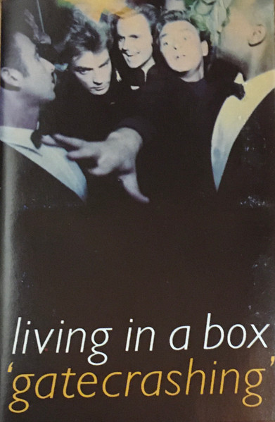 Produit Living In A Box – Gatecrashing